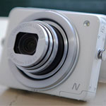 Đánh giá máy ảnh vuông sáng tạo Canon Powershot N 